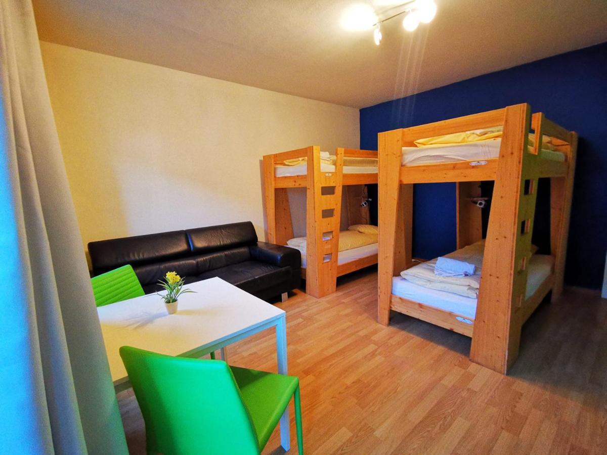 Downtown Hostel Interlaken Ngoại thất bức ảnh
