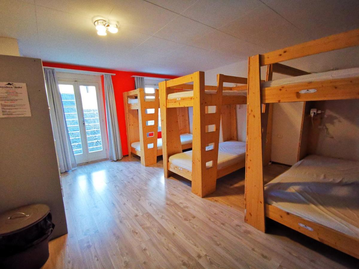 Downtown Hostel Interlaken Ngoại thất bức ảnh