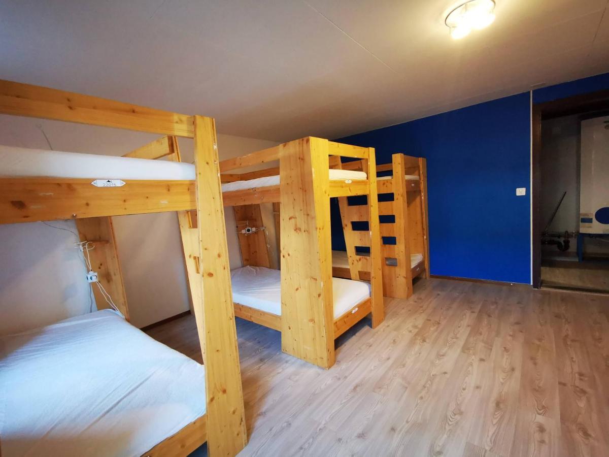 Downtown Hostel Interlaken Ngoại thất bức ảnh