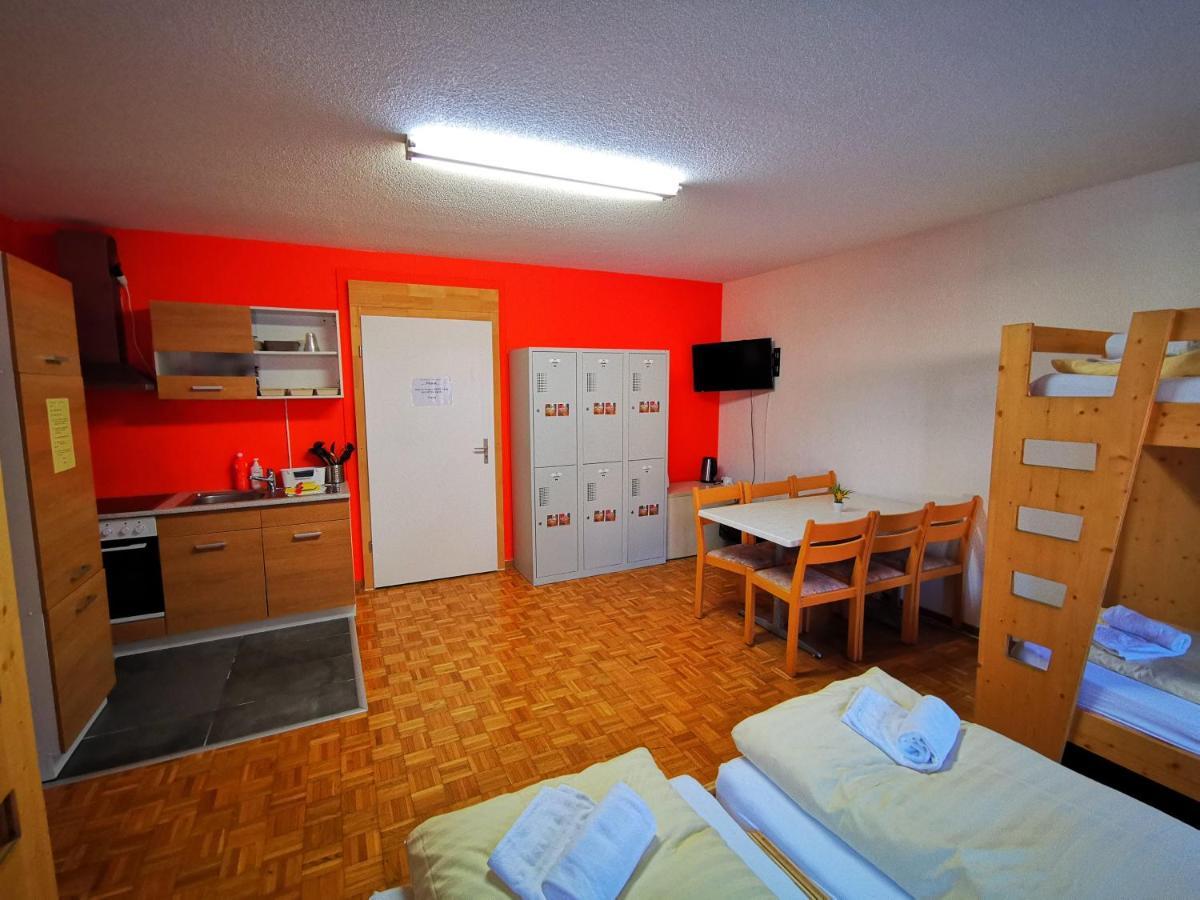 Downtown Hostel Interlaken Ngoại thất bức ảnh